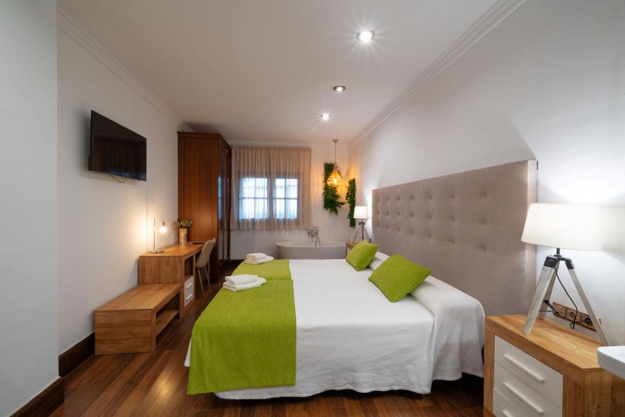 Hacienda Vistamar Bed & Breakfast Frigiliana Bagian luar foto