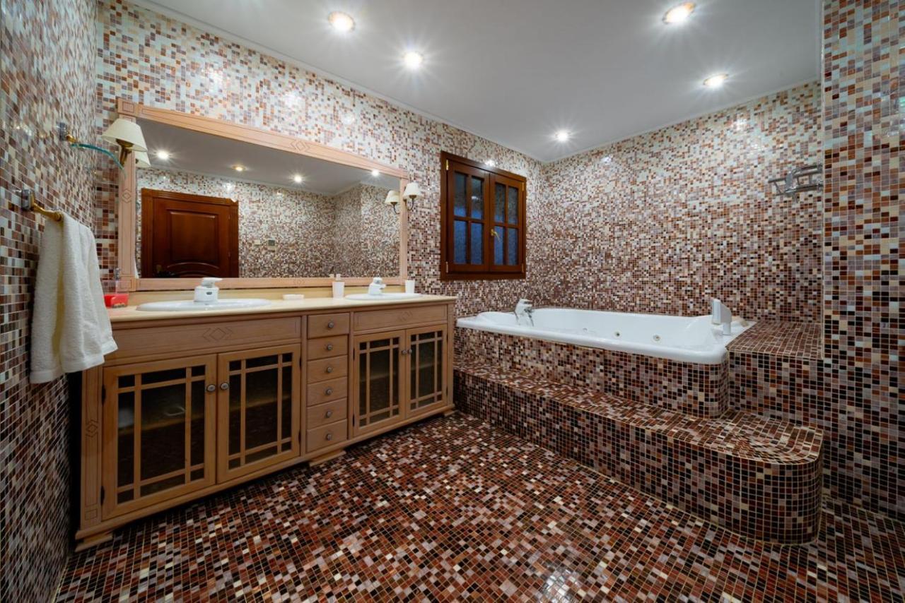 Hacienda Vistamar Bed & Breakfast Frigiliana Bagian luar foto