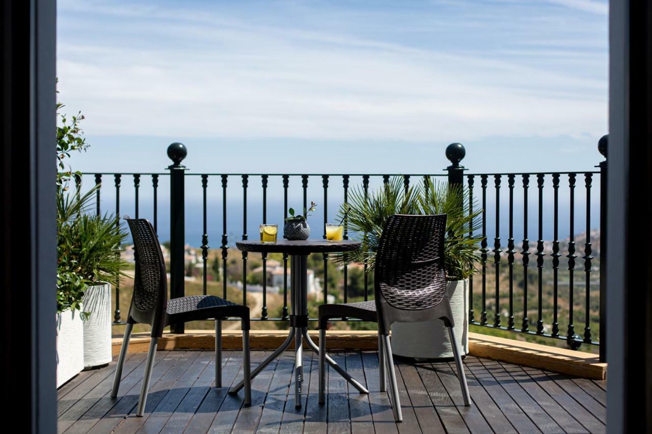 Hacienda Vistamar Bed & Breakfast Frigiliana Bagian luar foto